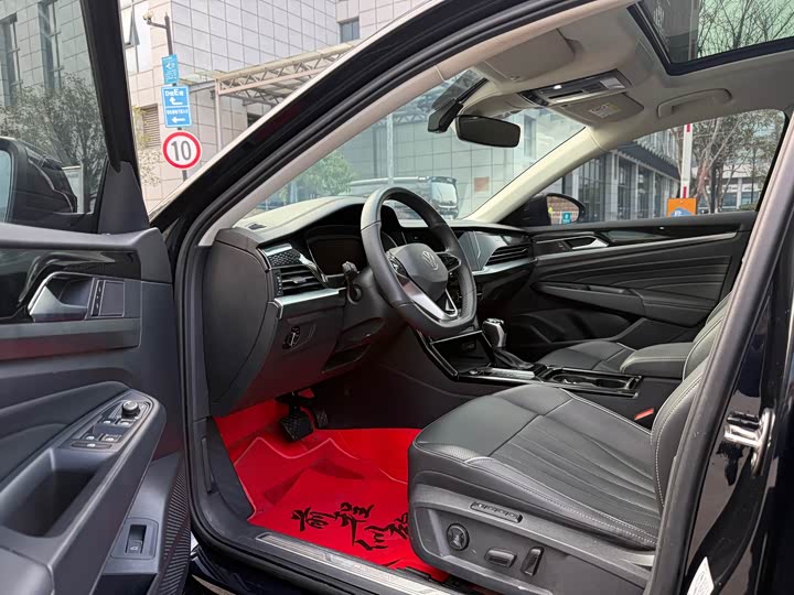 Фото 5 - Volkswagen Passat