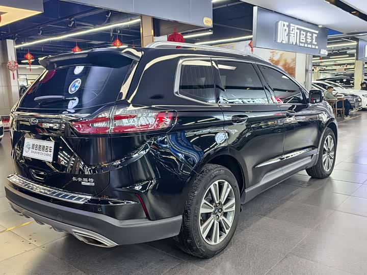 Фото 5 - Ford Edge