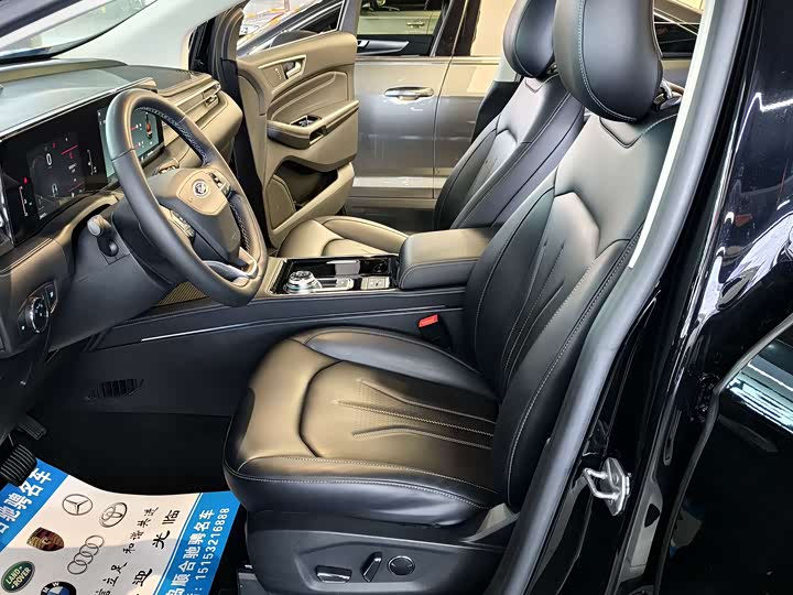 Фото 8 - Ford Edge