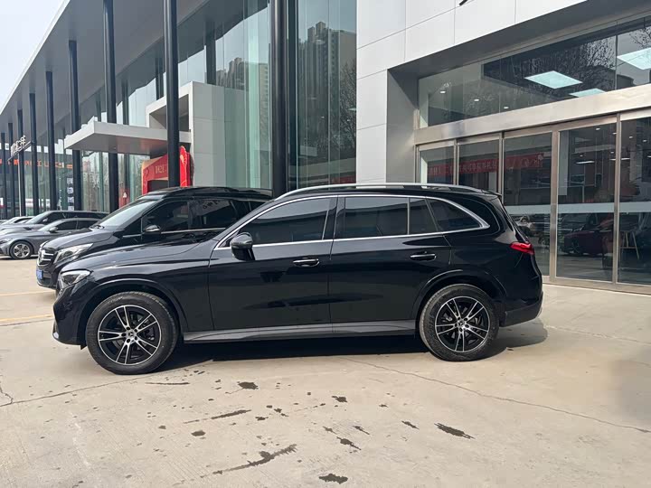 Фото 4 - Mercedes-Benz GLC-Class