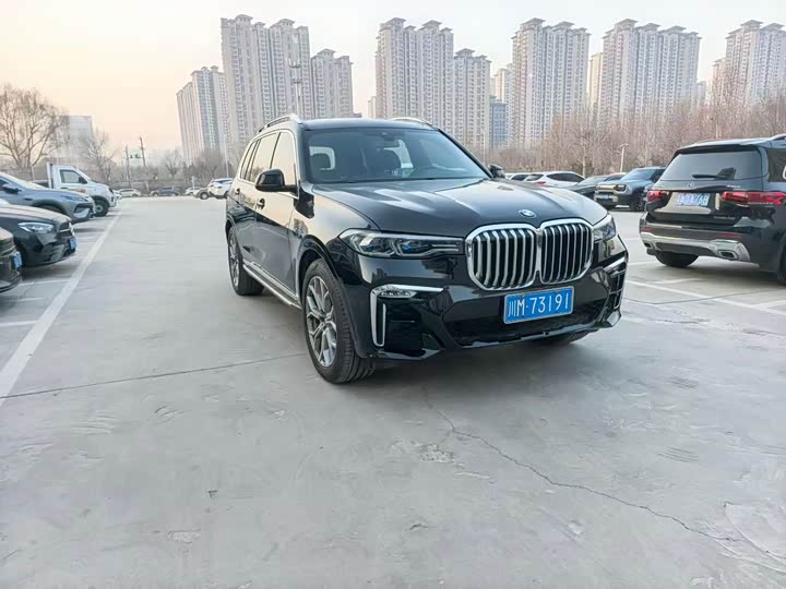 Фото 3 - BMW X7