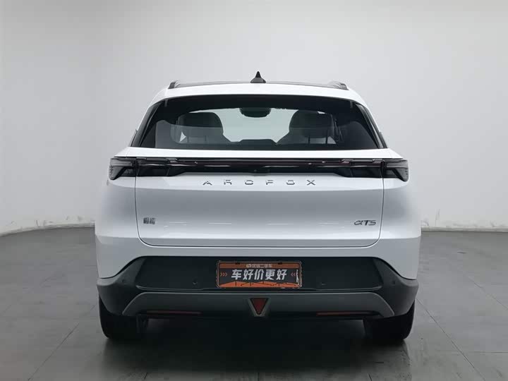 Фото 4 - BAIC Arcfox Alpha T5