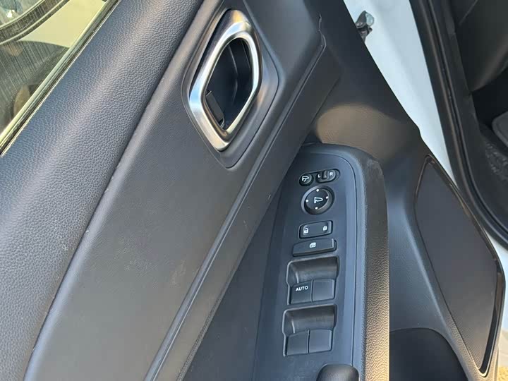 Фото 7 - Honda XR-V