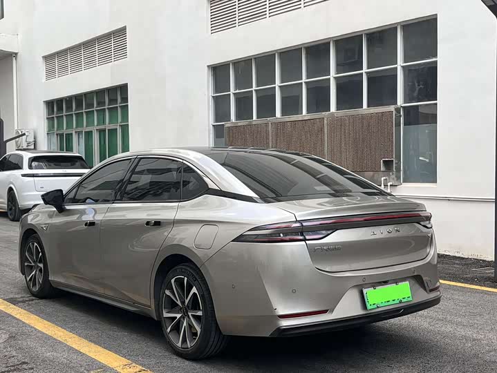 Фото 6 - GAC Aion S Plus