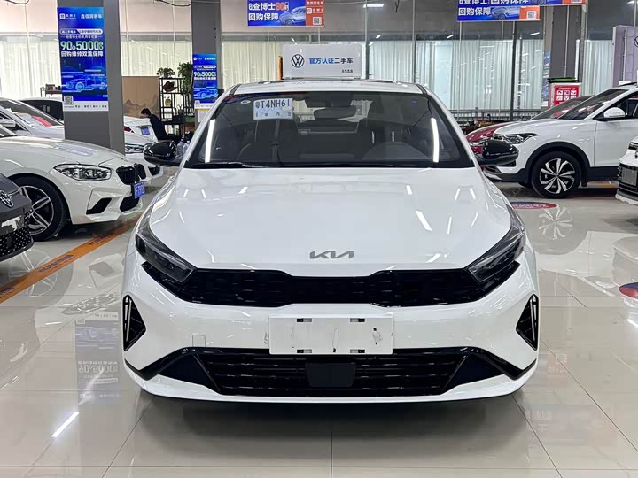 Фото 2 - Kia K3