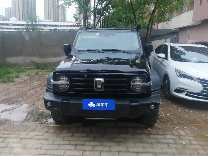 Фото 2 - Tank 300