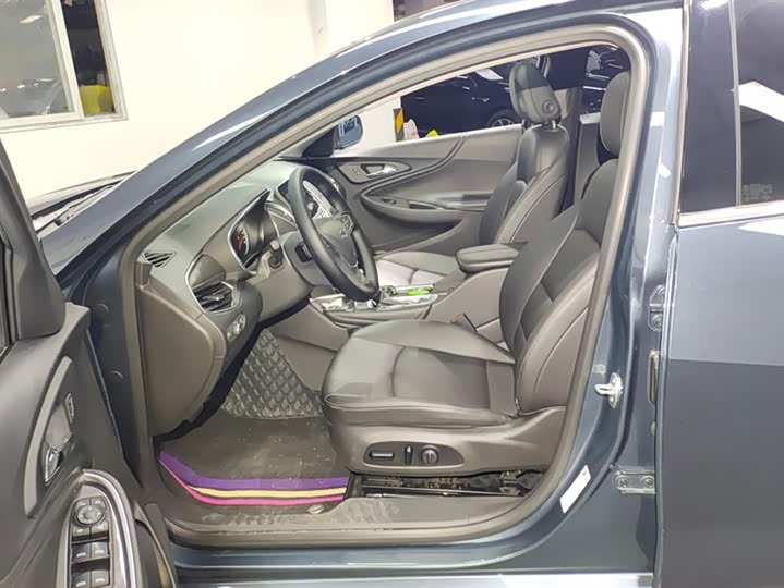 Фото 9 - Chevrolet Malibu XL