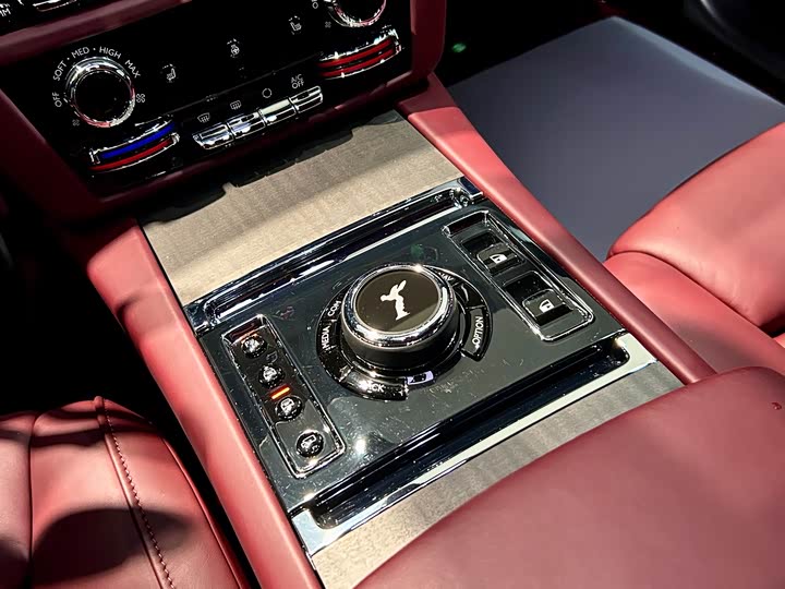 Фото 7 - Rolls-Royce Ghost