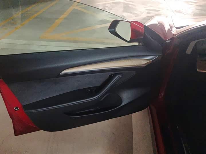 Фото 7 - Tesla Model 3