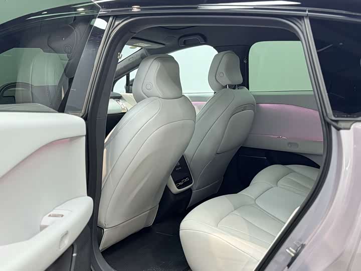 Фото 6 - XPeng F57