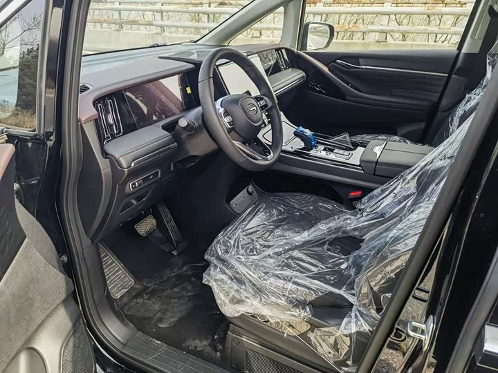 Фото 7 - GAC Trumpchi M8