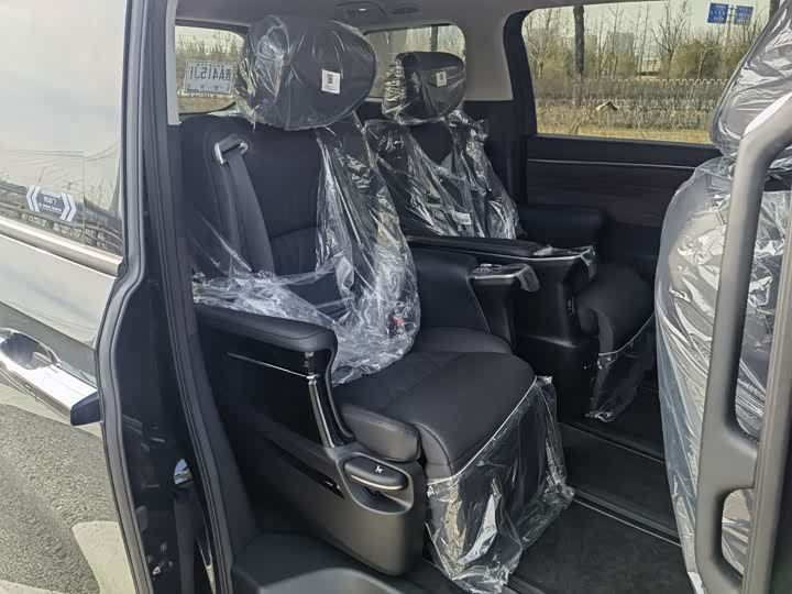 Фото 9 - GAC Trumpchi M8