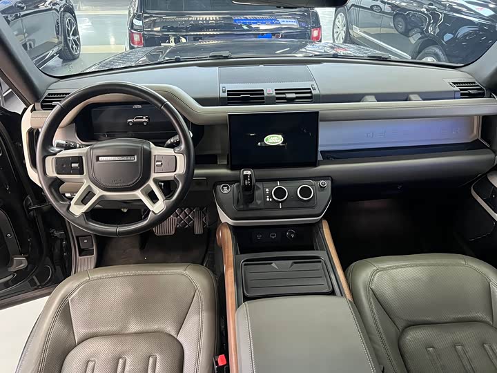 Фото 4 - Land Rover Defender