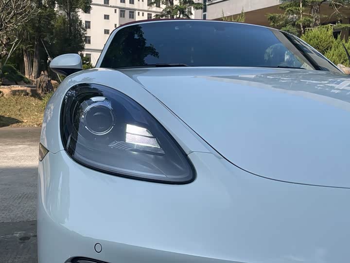 Фото 4 - Porsche 718