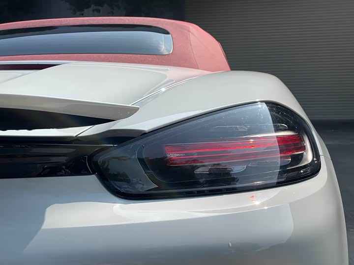 Фото 6 - Porsche 718