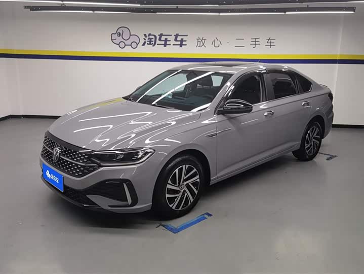 Фото 1 - Volkswagen Lavida