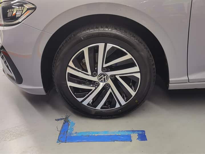 Фото 6 - Volkswagen Lavida