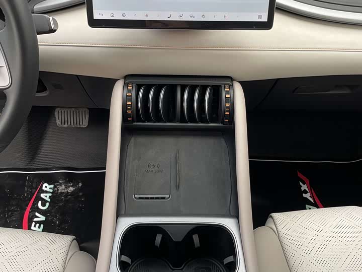 Фото 7 - BYD Yuan Plus