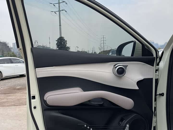 Фото 9 - BYD Yuan Plus