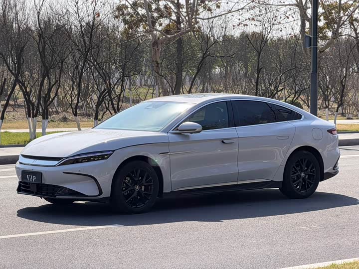 Фото 1 - BYD Han