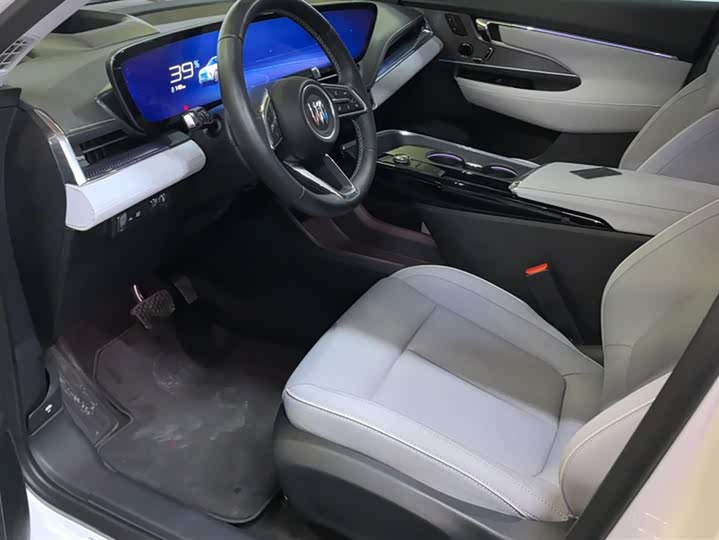 Фото 9 - Buick Electra E5