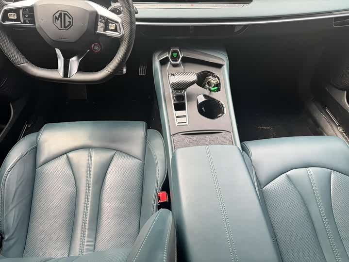 Фото 7 - MG Motor 7