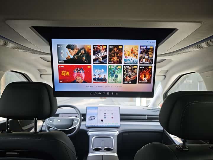 Фото 9 - XPeng X9