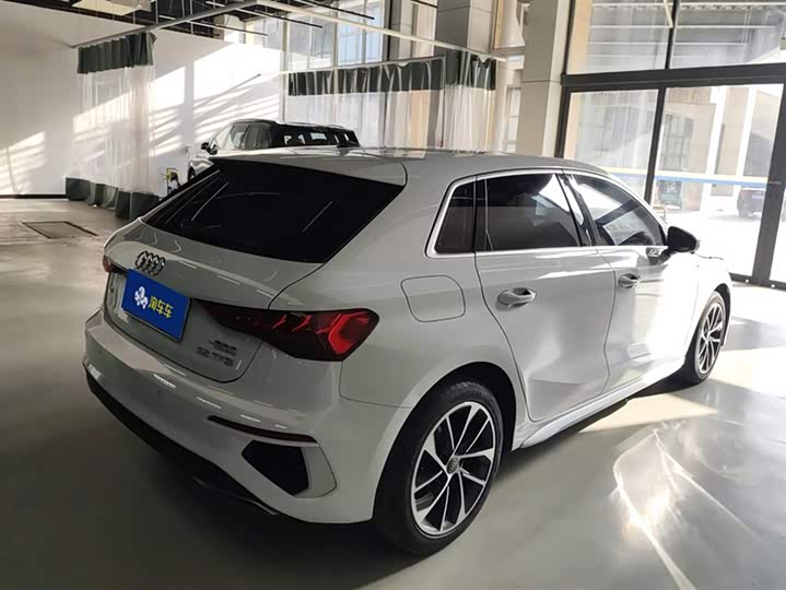 Фото 3 - Audi A3