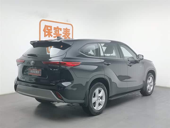 Фото 2 - Toyota Highlander