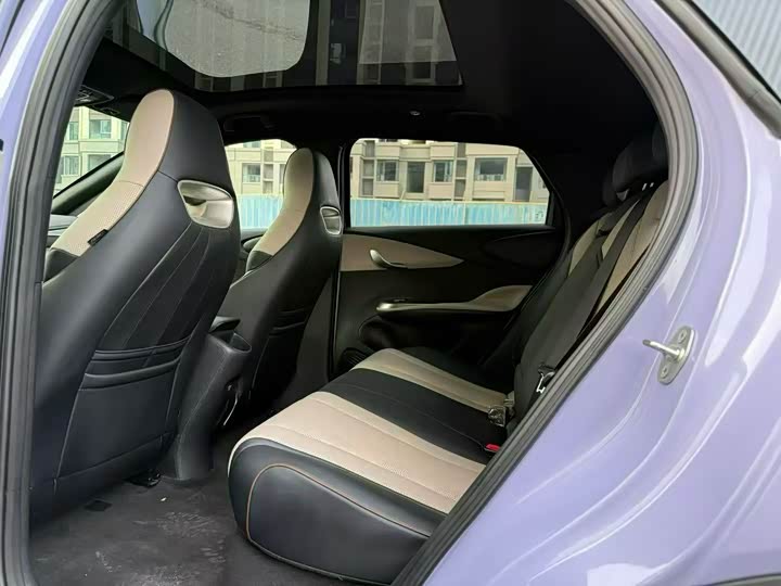 Фото 6 - BYD Dolphin