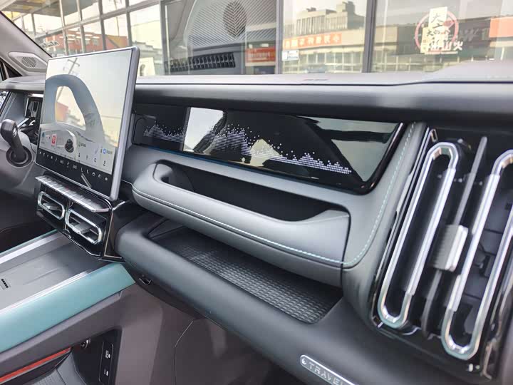 Фото 9 - Jetour Freedom