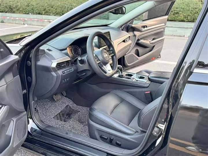 Фото 4 - Nissan Teana