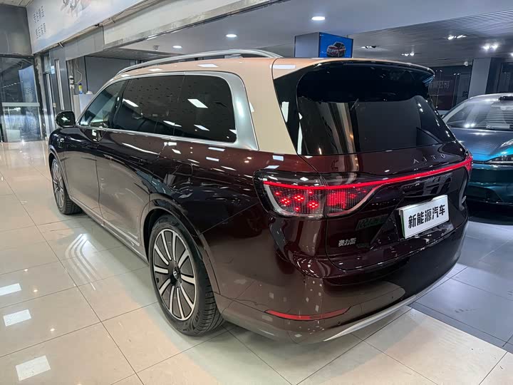 Фото 9 - Aito M9