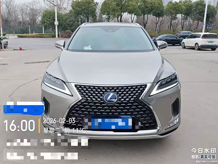 Фото 2 - Lexus RX