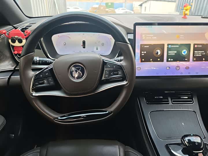 Фото 6 - BYD Han