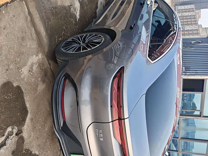 Фото 7 - BYD Han