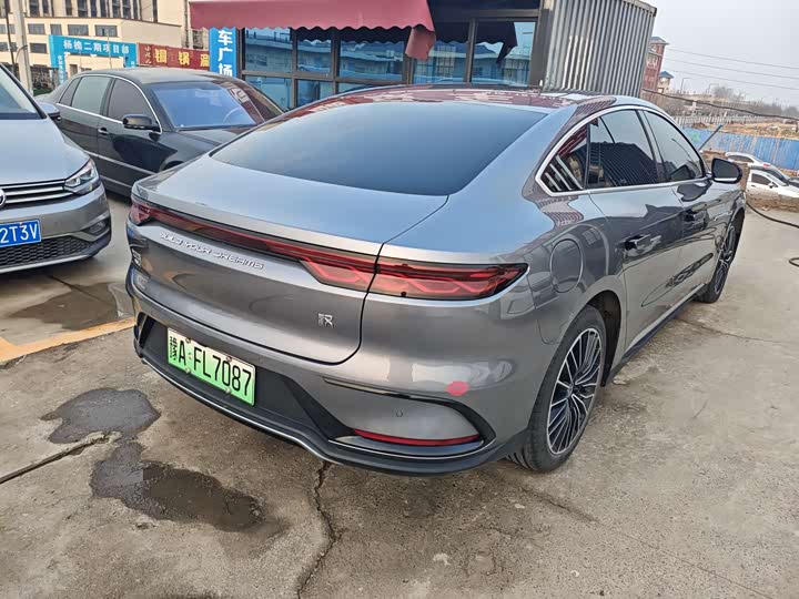 Фото 9 - BYD Han