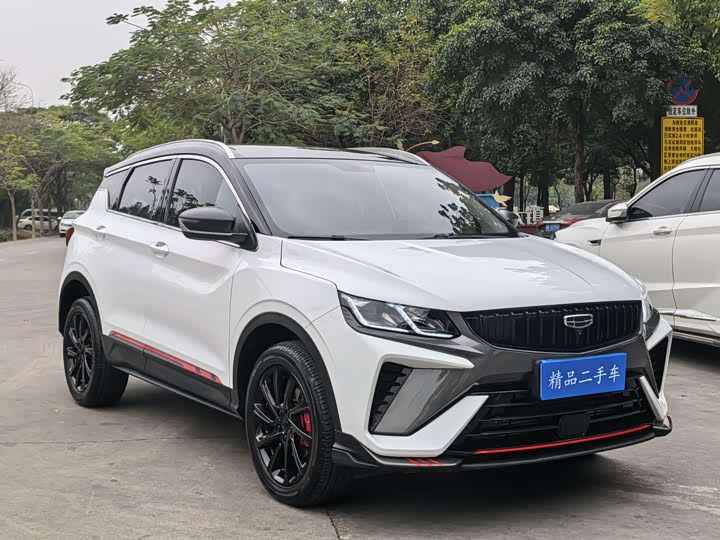 Фото 2 - Geely Coolray