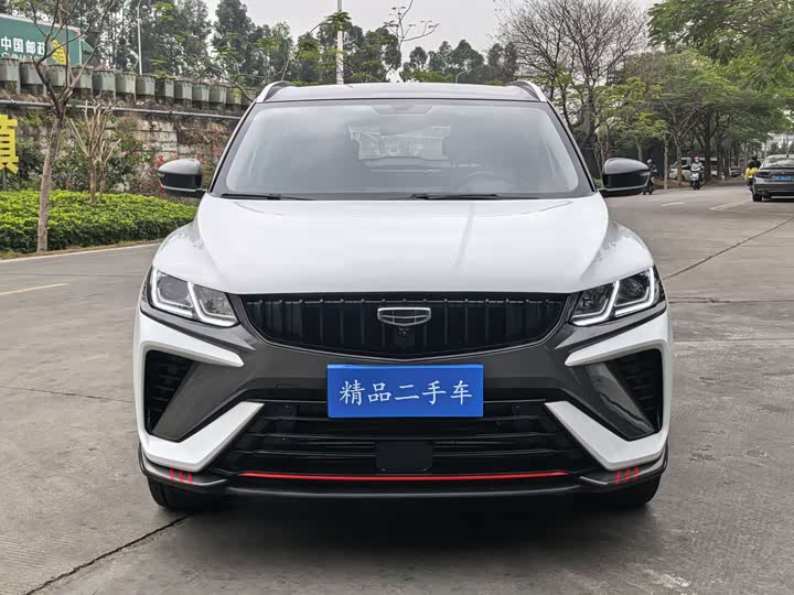 Фото 3 - Geely Coolray