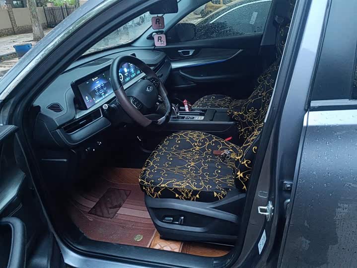 Фото 9 - Chery Tiggo 8