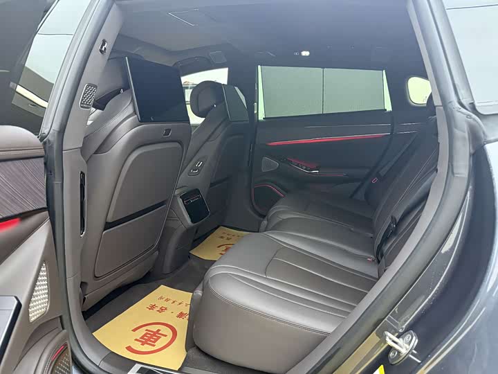 Фото 6 - Denza Z9