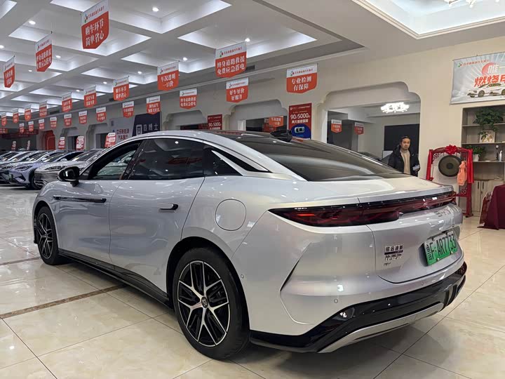 Фото 8 - BYD Han L