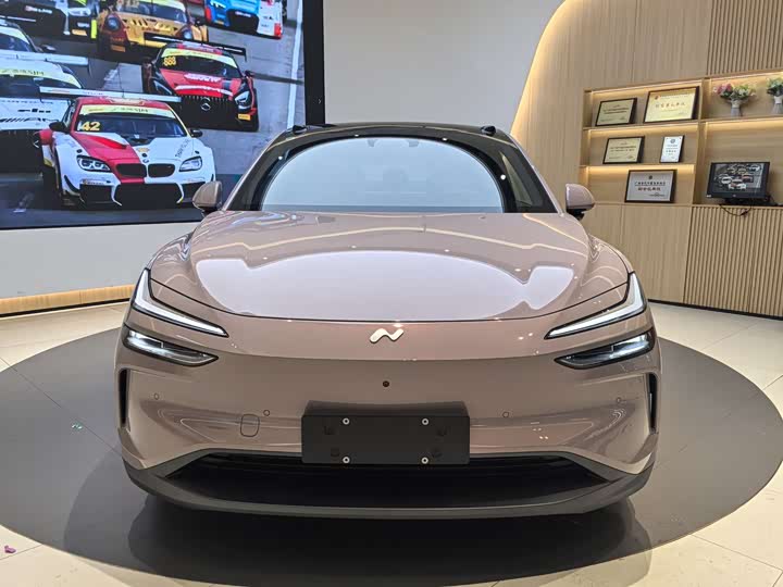 Фото 2 - Nio Onvo L60