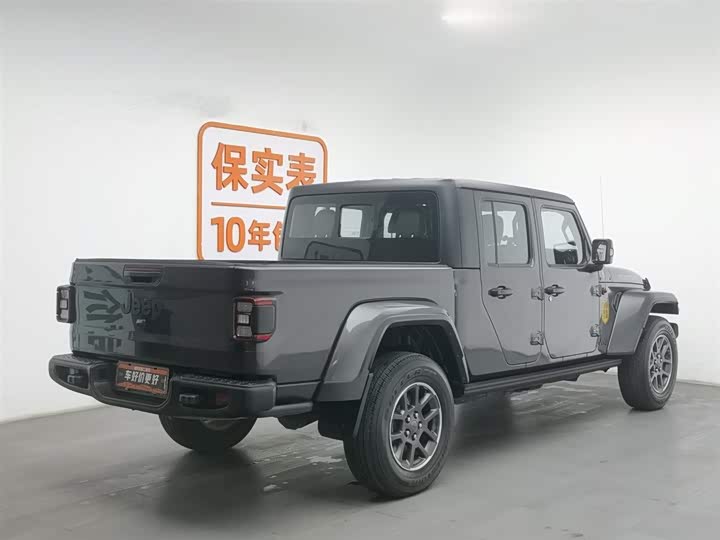 Фото 2 - Jeep Gladiator