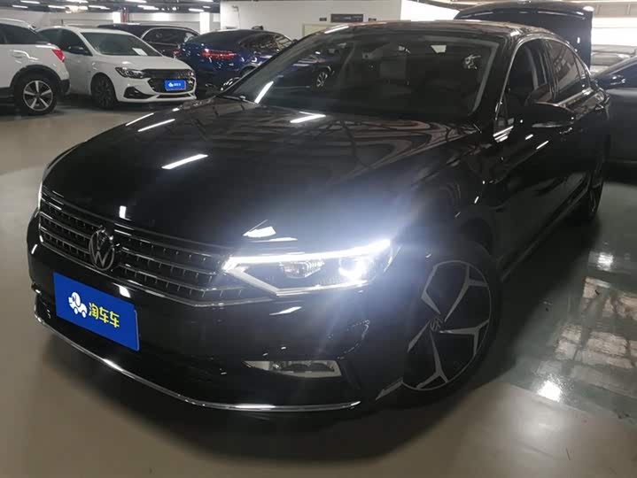 Фото 1 - Volkswagen Magotan