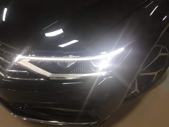 Фото 5 - Volkswagen Magotan