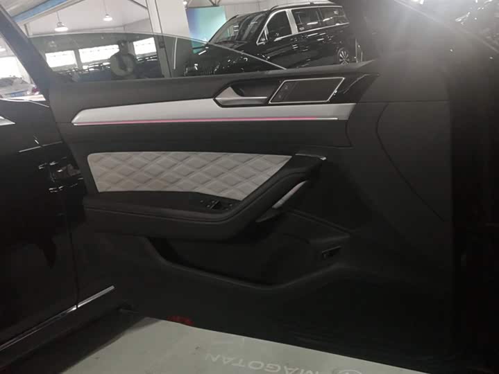 Фото 7 - Volkswagen Magotan