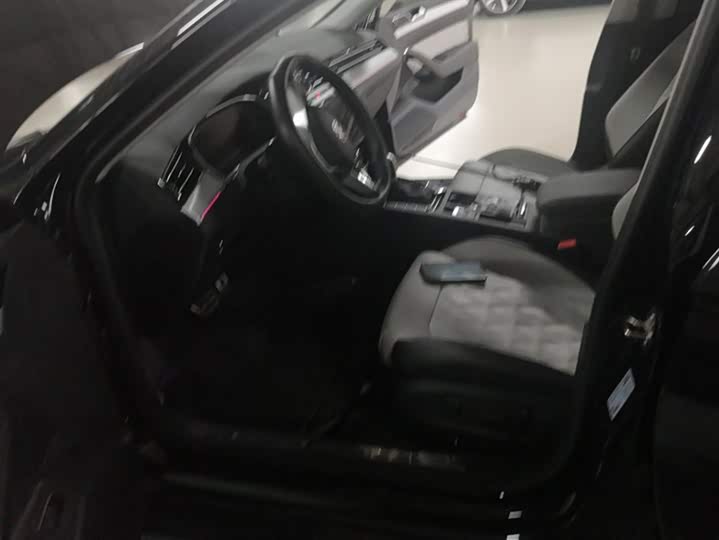 Фото 9 - Volkswagen Magotan