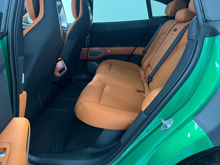 Фото 8 - Xiaomi YU7