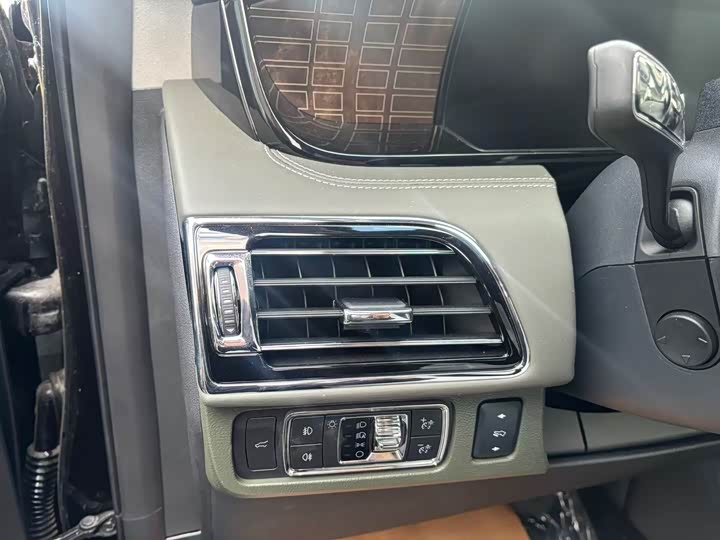 Фото 21 - Lincoln Navigator